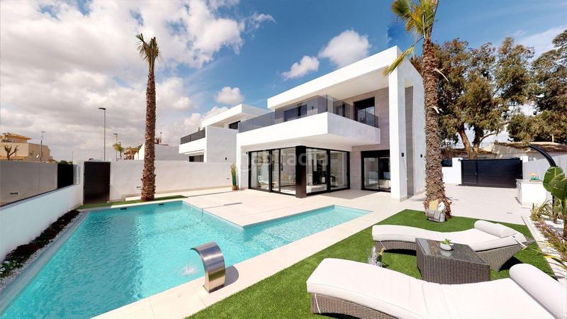 Foto b1d85f54-5200-4112-b48a-dba8d7b5a784. Casa a schiera con parcheggio in Santiago de La Ribera San Javier