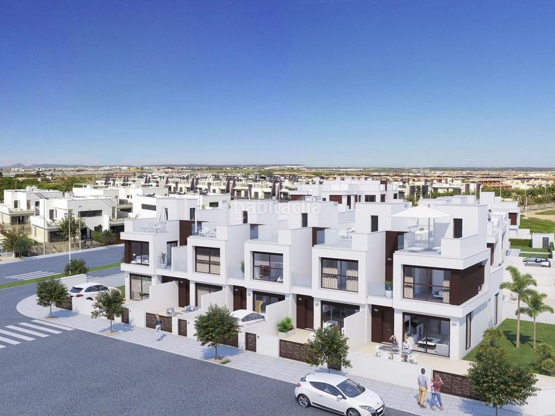 Foto 830d29b0-eaf1-4445-bbe0-94b4aa2253d3. House with parking pool in El Mojón Pilar de la Horadada