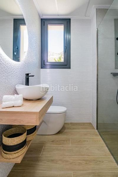 Foto d8f06bf9-5d1c-4130-9a35-b5fe6924e473. Chalet dans Golf Bahía Finestrat