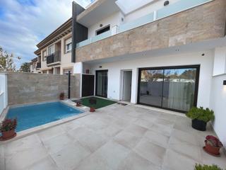 Semi detached house in Los Peñascos-El Salero-Los Imbernones