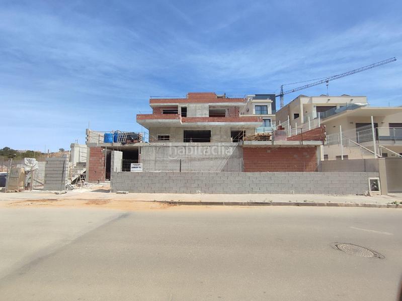 Foto 2c0a547a-8859-4e15-8467-325b7986790d. Chalet en Campoamor Orihuela