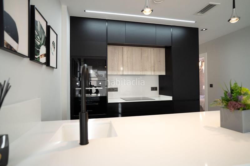 Foto 3bd791f6-4be5-4208-803b-02c359a317f8. Maison jumelée avec parking piscine dans Aguas Nuevas Torrevieja