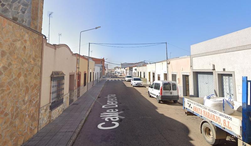 Foto 092f07db-41ac-4506-a0a4-4d64138fd513. Chalet en Puebla de la Calzada