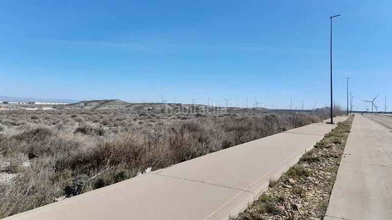 Foto ee44049f-7396-4027-8831-c7cbbaba230b. Terrain résidentiel dans Hispanidad - Vivar Téllez Vélez - Málaga