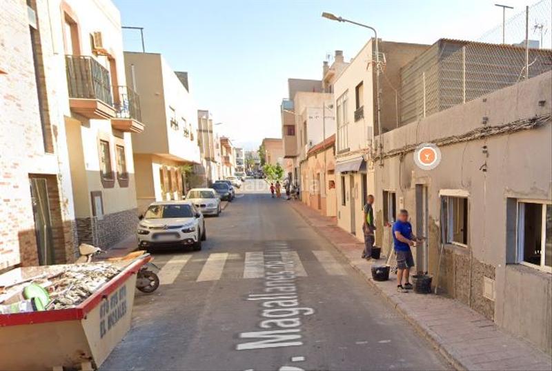 Foto b49b4949-265b-4c55-a0f6-ad73221d2e2c. Chalet dans El Alquián Almería