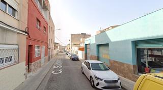 Casa adossada a Torre-romeu