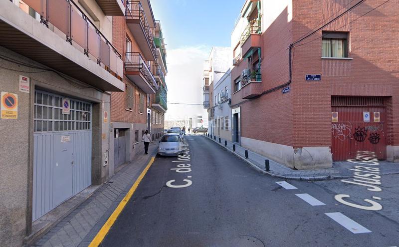 Foto ff445ac5-9368-4160-a9ef-384d549ae037. Edifici a Pradolongo Madrid