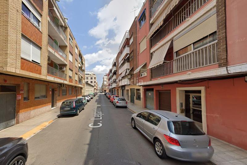 Foto 8a20bd0a-9294-41d8-aa53-db24dd3aca42. Pis a Sants Patrons Alzira