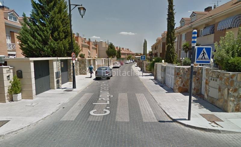 Foto 0e1bac4f-bc16-4f43-ad7a-03c3f9aa5df2. Chalet in Laguna Park Parla