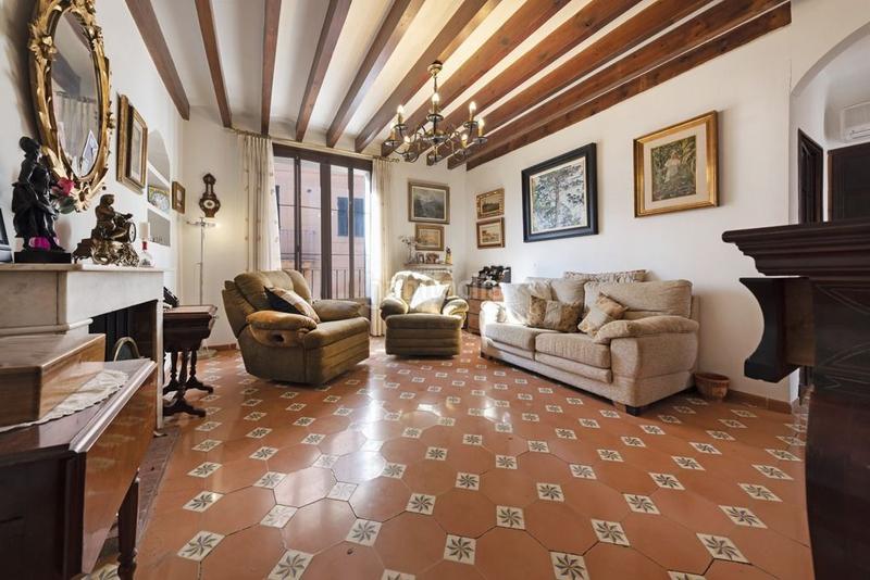 Foto 6a846d9a-2446-4c6d-bec1-6671806188af. Casa con parcheggio in La Calatrava Palma de Mallorca