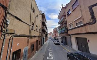 Etagenwohnung in Llefià