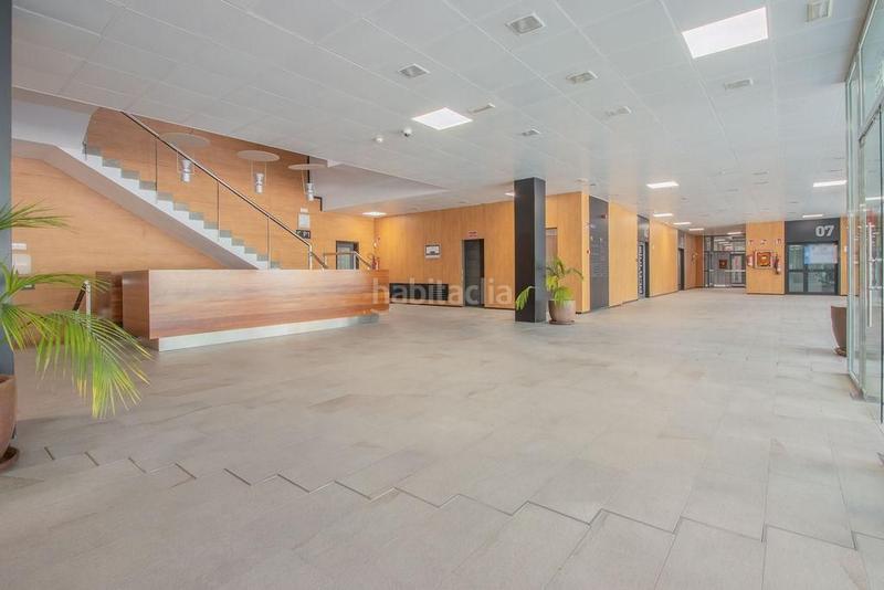 Foto a40eadcf-3d64-4311-96dd-b2c6cd7d3b86. Oficina venta de oficina en parc bit en Establiments Palma de Mallorca