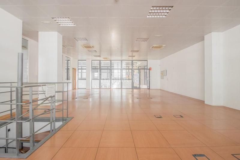 Foto eb62db86-3fbd-4209-b0d9-ecd0c3b8568e. Oficina venta de oficina en parc bit en Establiments Palma de Mallorca