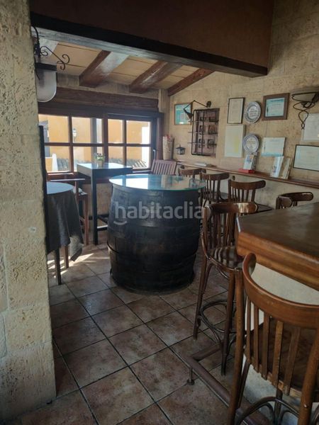Foto fd4a9f87-7758-4e8f-9893-d2d59f6c3150. Local comercial a Peguera Calvià