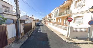 Casa adossada a Santuario