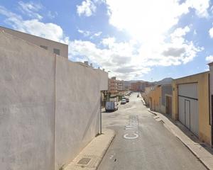 Etagenwohnung in Santa Lucía