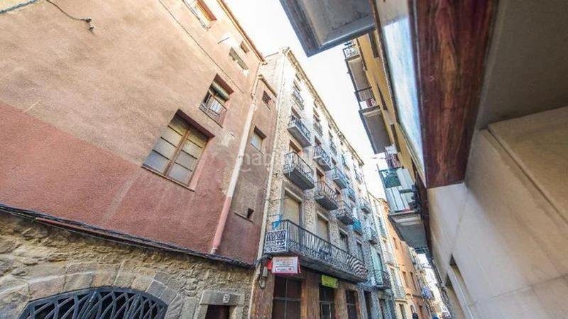Foto fff96915-4d92-4f3c-b7ad-09c68b8e74d7. Piso en Barri Antic Manresa