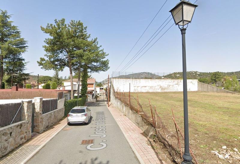 Foto c92f4094-232b-437c-993e-1d62846985ef. Chalet in Robledo de Chavela