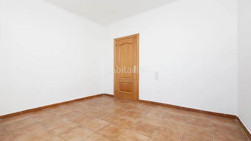 Foto 893d08bc-75b5-4a36-a297-81e2a7e9e1da. Casa adossada a Creu de Barberà Sabadell