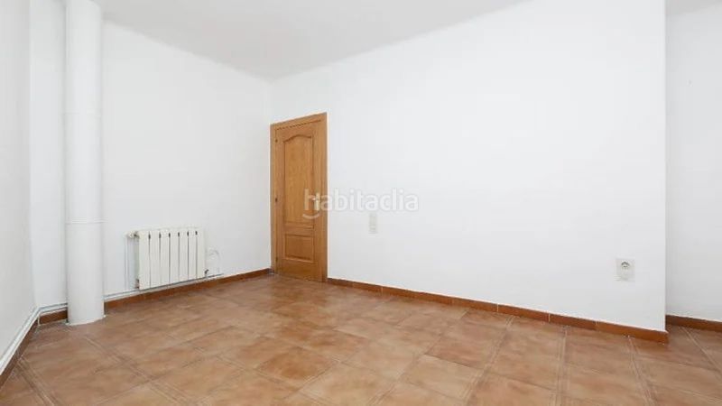 Foto ec40ff2f-7bfc-4a89-92f0-16f10b152d5e. Casa adossada a Creu de Barberà Sabadell