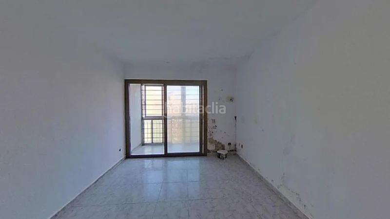 Foto ae8a9189-91e4-4459-b3fb-0f113ec20a30. Etagenwohnung in Canovelles