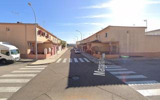 Semi detached house in Maria Auxiliadora - Barriada de Llera