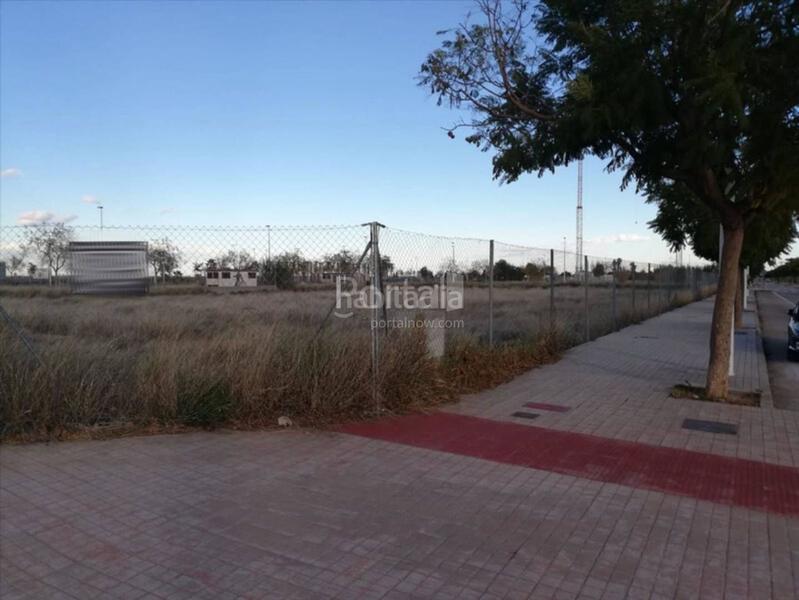 Foto 26246c24-2227-4961-b6e4-1c5a42e9f11a. Terreny residencial a Zona Estación Sagunt
