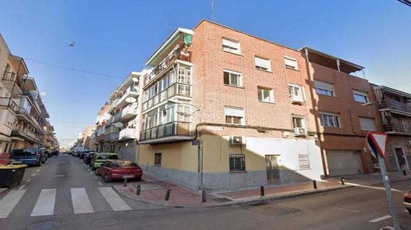 Foto 39a63993-544b-4786-ba43-515483972d1f. Etagenwohnung in Los Rosales Madrid
