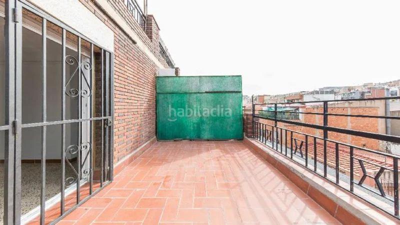 Foto 9edc1b26-72bb-4d1f-838b-719b4078b446. Penthouse in Fondo Santa Coloma de Gramenet