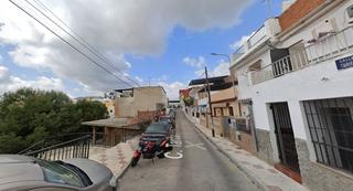 Semi detached house in Mangas Verdes - Las Flores - Parque del Sur