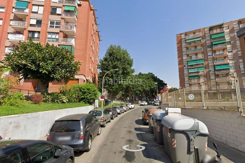 Foto a782463f-5a3e-4fef-8da5-c30c5c971745. Pis a Llefià Badalona