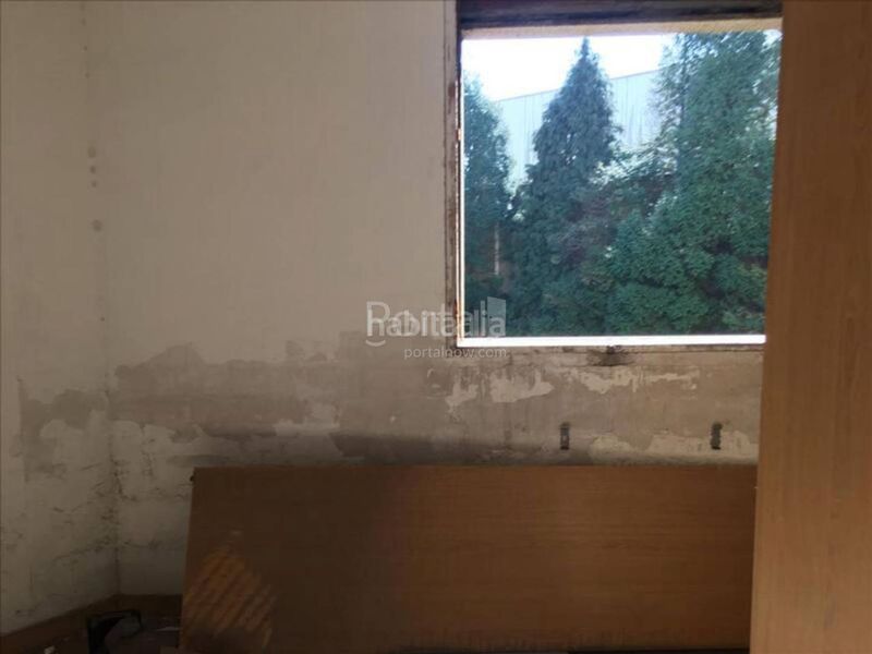 Foto 0d5d83c9-cf8a-4173-bd8a-5d2457e06953. Edificio in O Feal - Xubia Narón