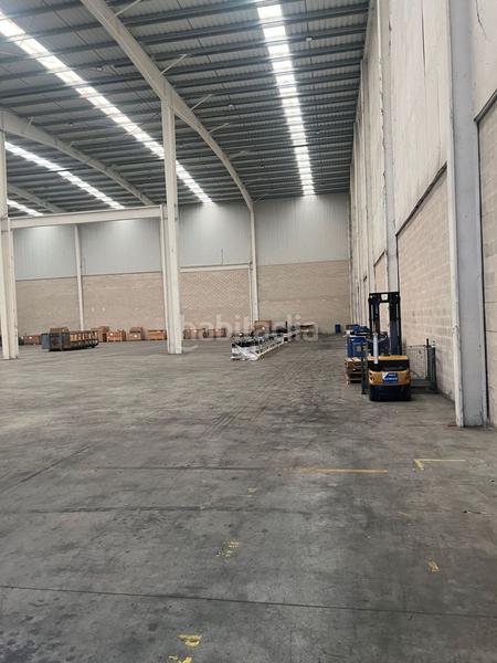 Foto b9d552e9-6440-4bf4-9a37-6d771b350f2f. Geschäftsraum in Polígono San Cristóbal Valladolid