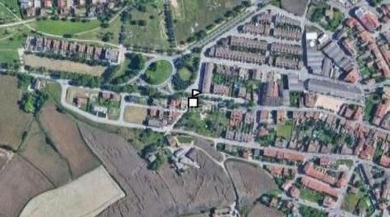 Foto 4d9f5892-b771-4c6f-be39-0d3953da1dcc. Terreny residencial a Caputxins-Ambulatori Vic