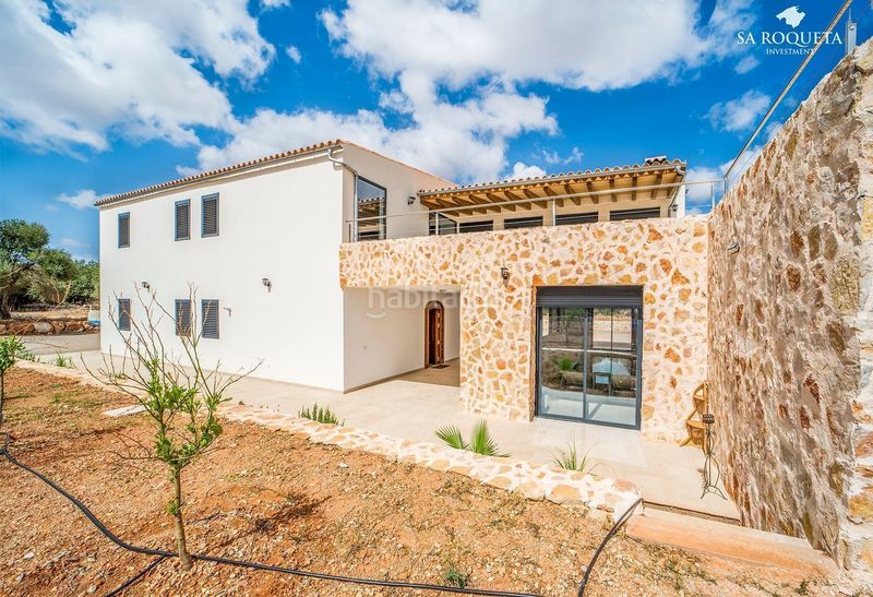 Foto e4744cf4-be4a-44f3-9375-1d1536287297. Casa amb aparcament a Campos poble Campos