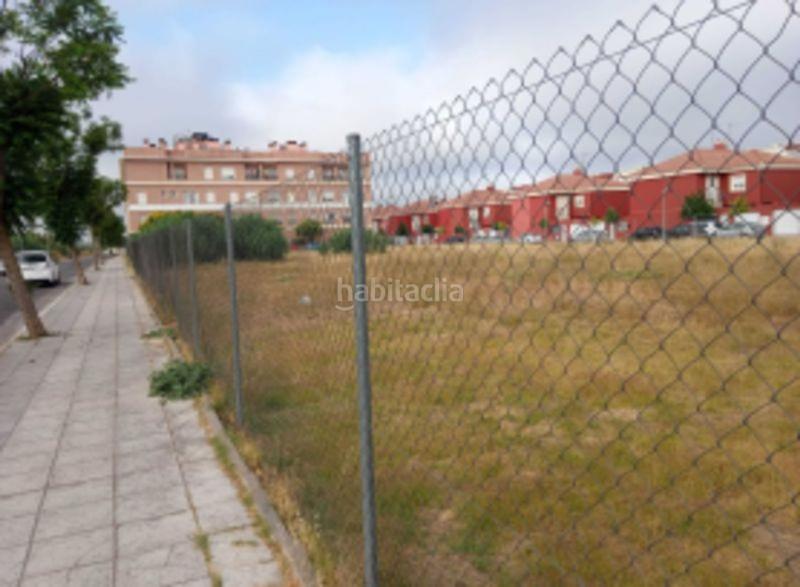 Foto eff73034-54a6-4fe2-85f6-43b0dbdd80af. Terreno residencial en Zona Universitaria Bormujos
