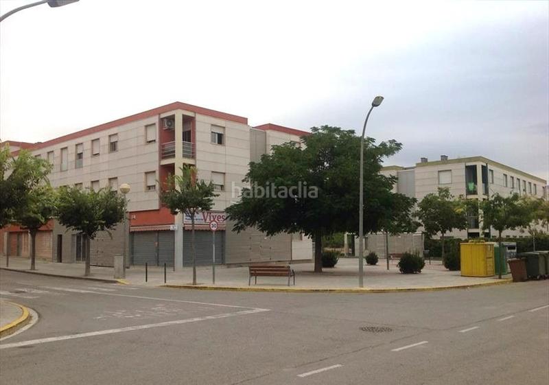 Foto 025ead84-693f-45d4-bda1-ed36f6fa3601. Piso en Granada (La)