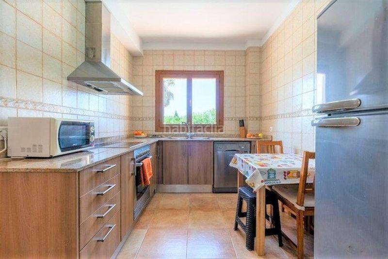 Foto bd8cf0ba-916c-4393-a740-1e3d01482de7. Casa amb aparcament a Muro