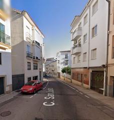 Etagenwohnung in Casco Antiguo