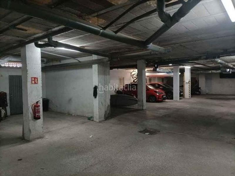 Foto c01b7530-fdcd-4d90-ad46-baccf15f2021. Aparcament cotxe a ciutat d´Alcúdia Alcúdia