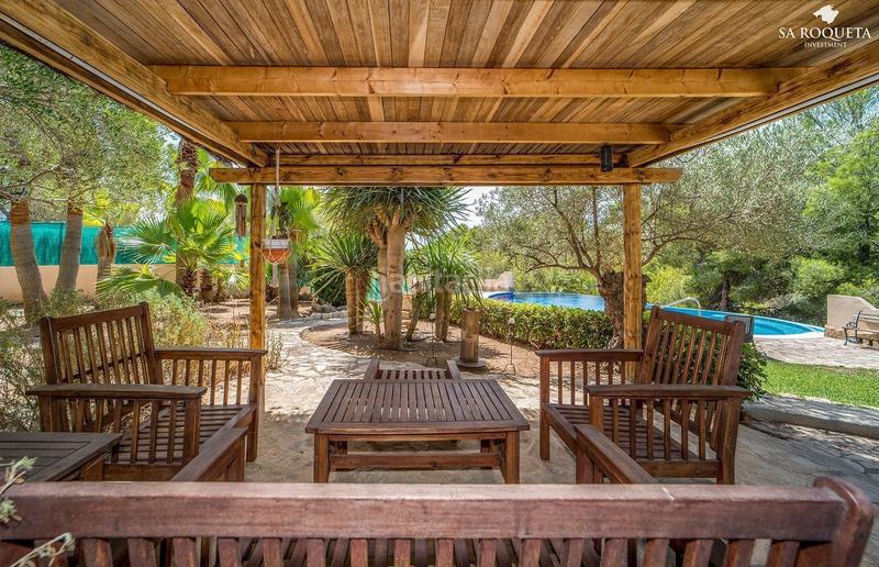 Foto f70d58f1-6e45-4cd1-87ab-3e4305d7e809. Chalet mit parking in Costa d´en Blanes Calvià