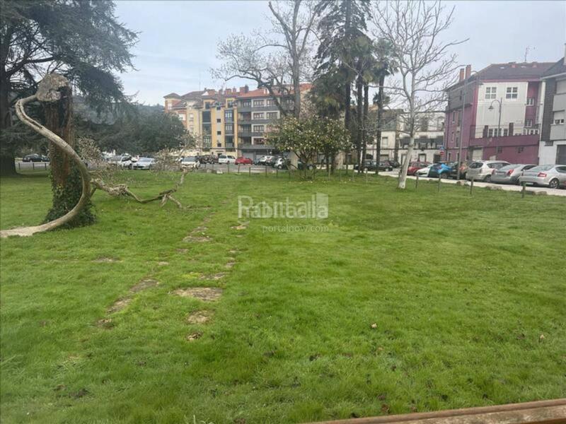 Foto 3d9017df-3a12-4e75-bbd4-ef8e8f7492ef. Terrain résidentiel dans Villaviciosa - amandi Villaviciosa