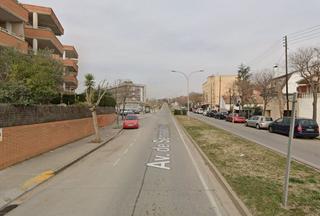 Location Local commercial à Serraparera