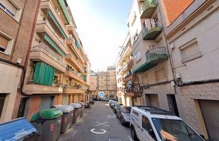 Flat in Pubilla Cases
