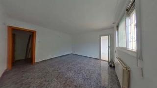 Etagenwohnung in La Salut