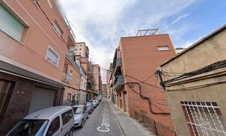 Etagenwohnung in Llefià