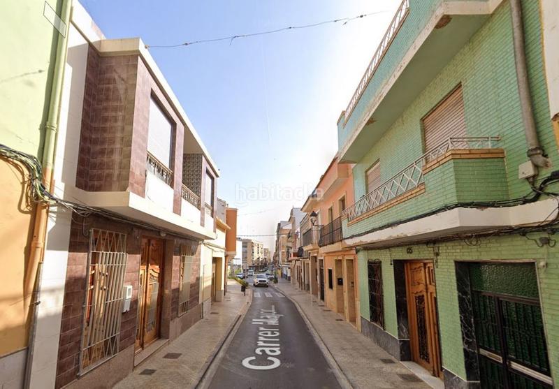 Foto a9dfac0c-9ec2-4210-8970-611a29308dcd. Casa adosada en Picassent