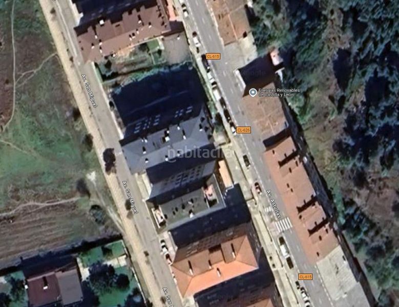 Foto cd8c2511-2cd1-4db9-a4fe-e10c65b441d6. Edificio in Guardo