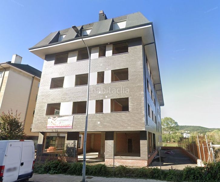 Foto eb40bbb3-8f36-4e33-86d6-c7226c7228b1. Edificio in Guardo