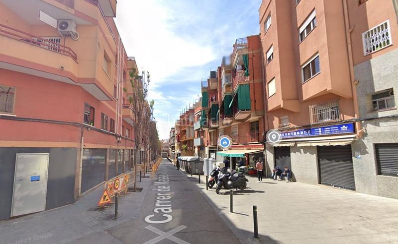 Foto a0f069ac-e768-4527-abc2-406132a08af8. Etagenwohnung in Fondo Santa Coloma de Gramenet